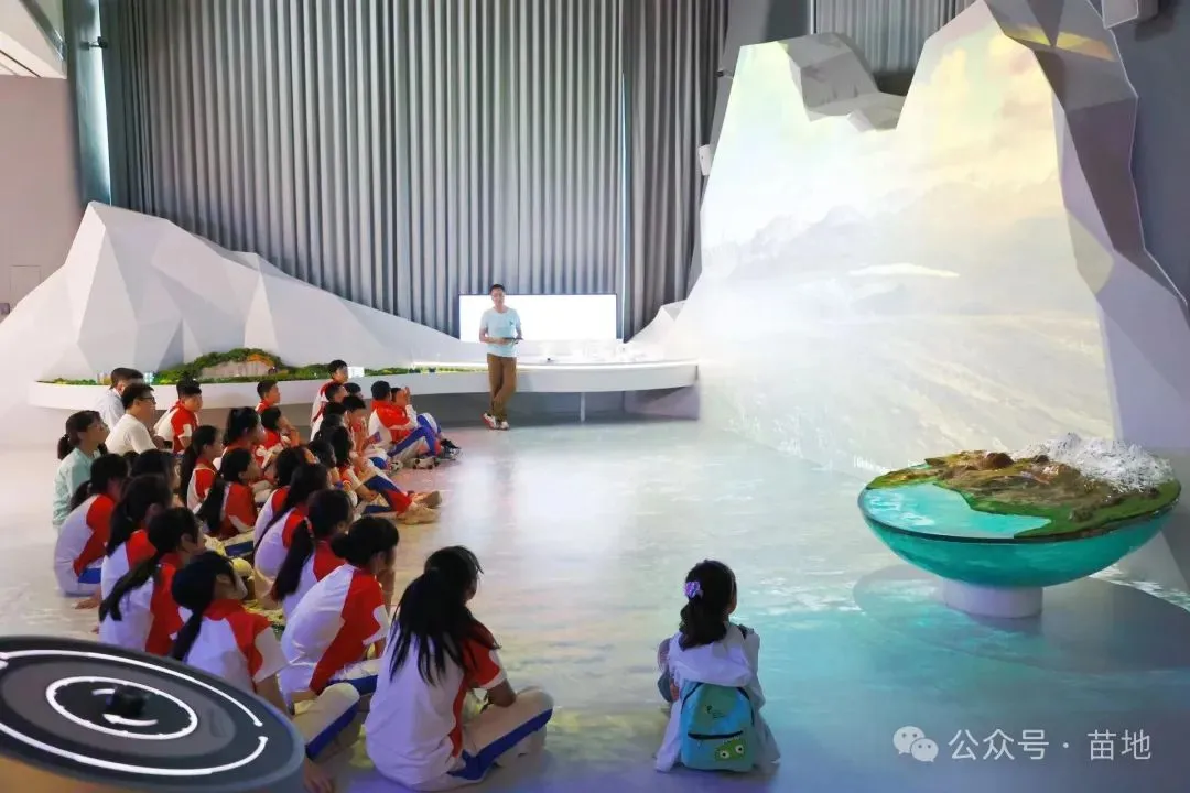 科创之旅毕业季,成都日报“苗地课堂”探秘Li 科学馆 第 3 张 科创之旅毕业季,成都日报“苗地课堂”探秘Li 科学馆 第 3 张